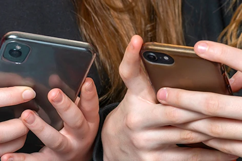 people using cell phones